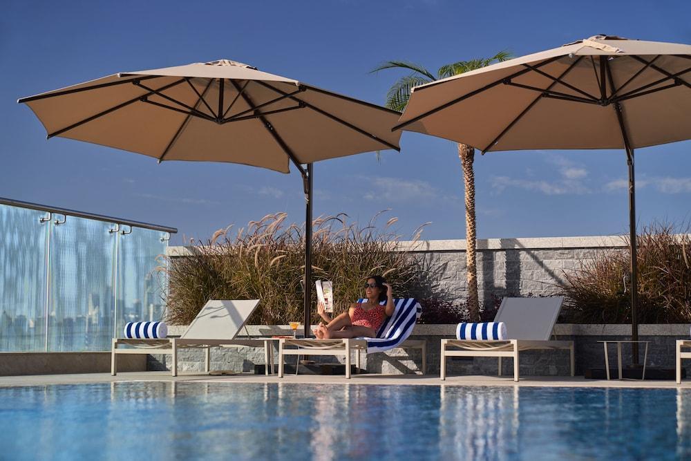 Novotel Jumeirah Village Triangle Dubai Exterior photo